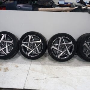 juego_llantas_52910_q0330_hyundai_i20_bc3_essence_mild_hybrid