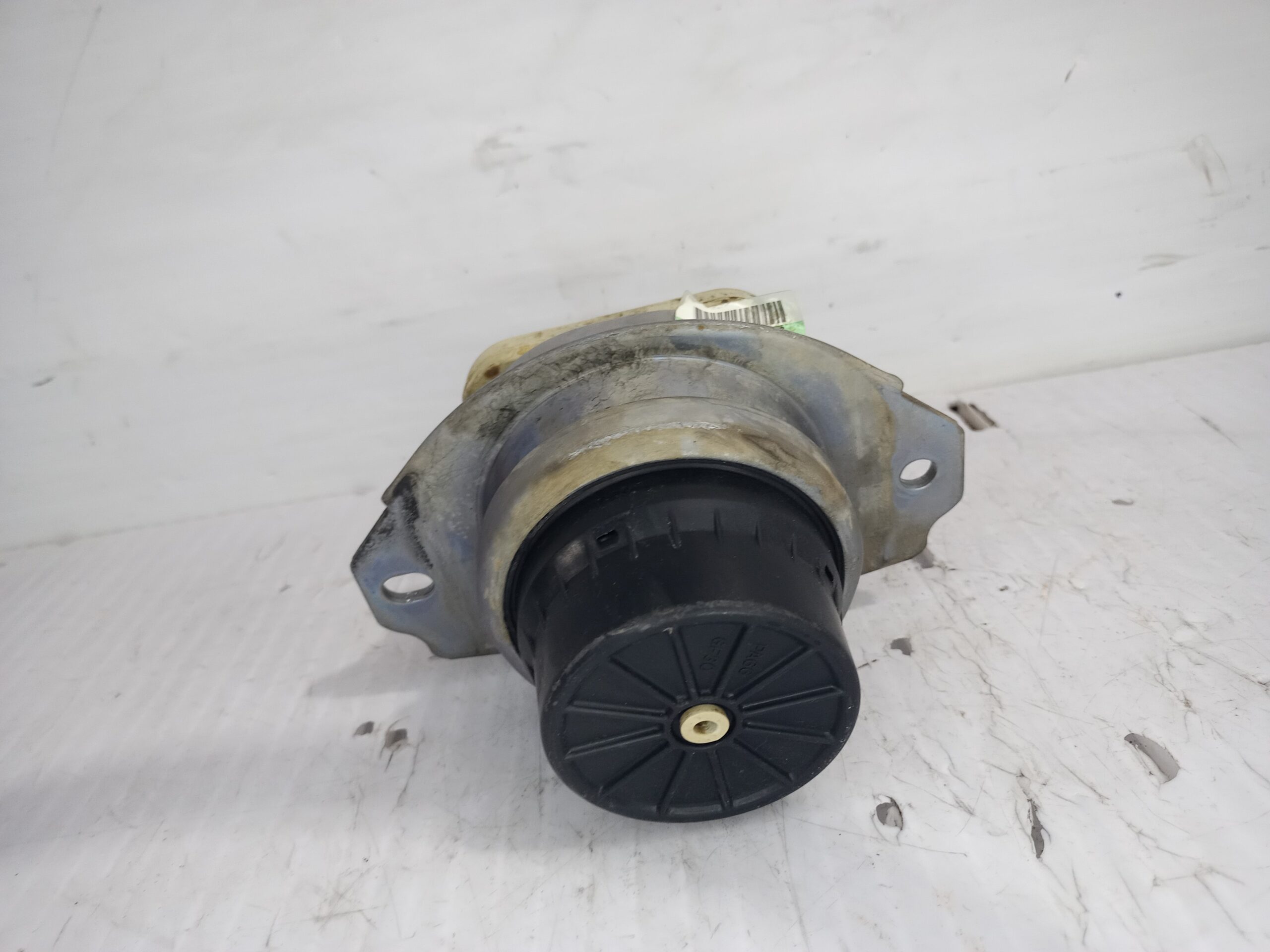 soporte_motor_delantero_ah226a003ba_land_rover_discovery_4_tdv6_hse