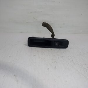 mando_elevalunas_trasero_izquierdo_829500004r_renault_scenic_iii_bose_edition