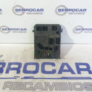 caja_reles_fusibles_9652474780_peugeot_206_berlina_1_9_diesel
