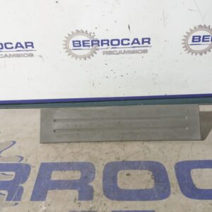 moldura_858733e000_kia_sorento_2_5_crdi